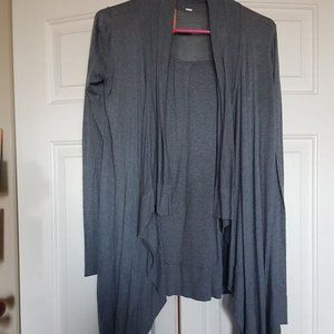 Lululemon Gray Wrap - Size 6-8